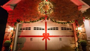 8 Fun Holiday Garage Door Decoration Ideas
